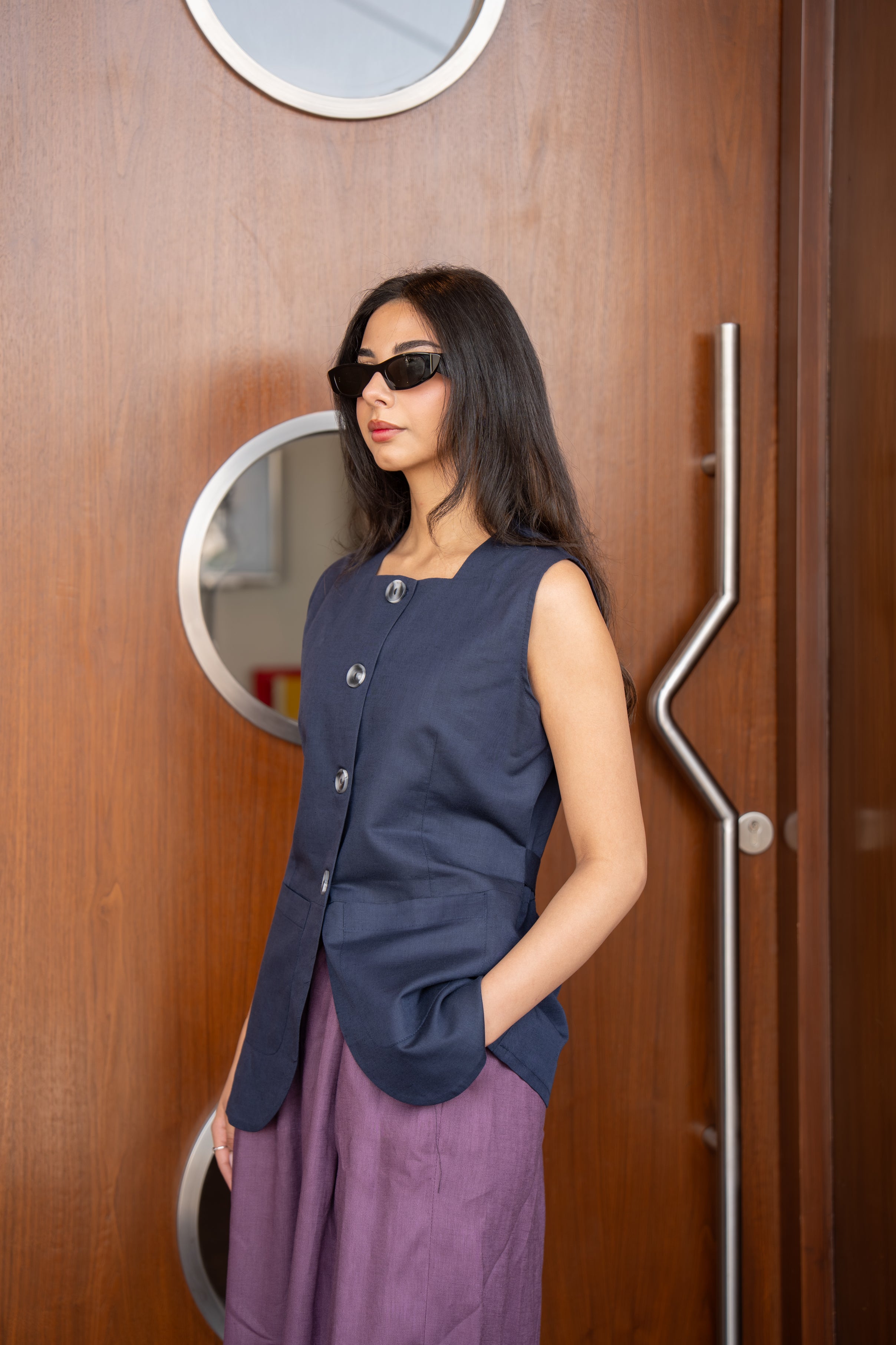 Linen fabric set consisting of a vest and pants