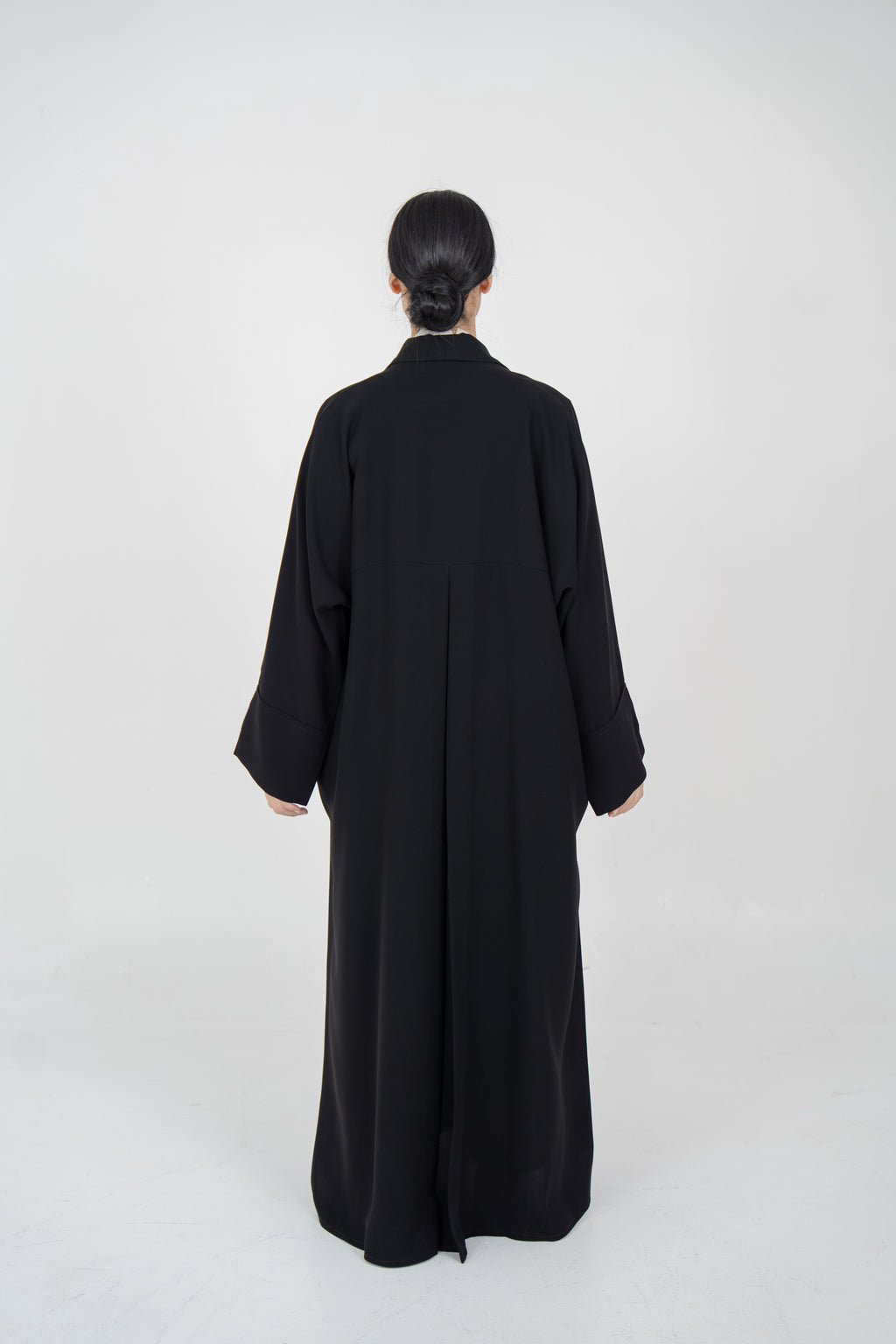 Crepe Abaya with Front Pockets